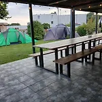 Holiday home Hani's Partyhaus