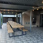 Hani's Partyhaus *