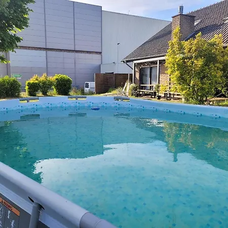 Hani's Partyhaus Σπίτι διακοπών Verl