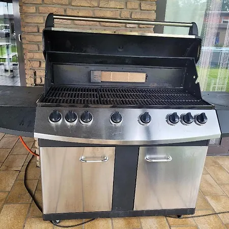 Prázdninový dům Hani's Partyhaus *