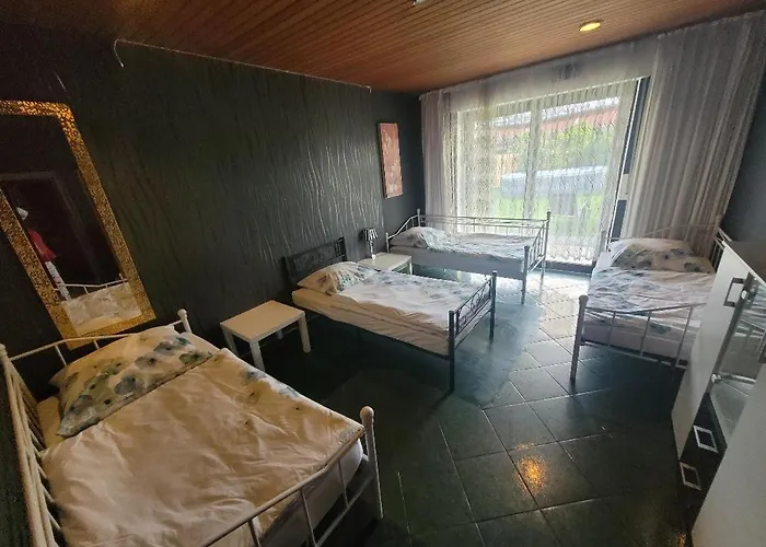 Hani's Partyhaus Ferienhaus Verl